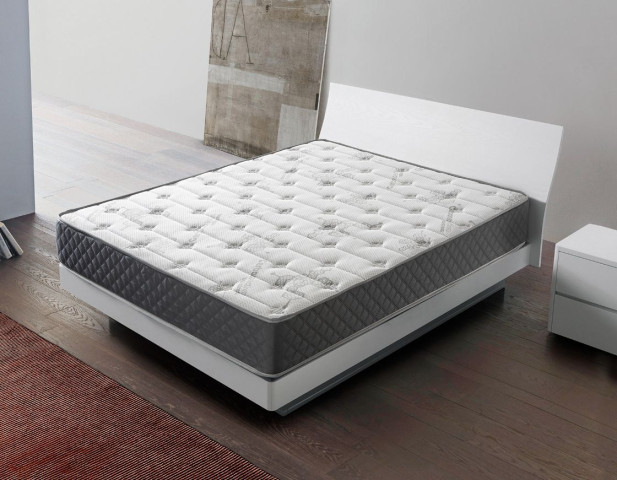 Luxury Memory Foam Mattress Collection - 23 cm Thickness (90, 105, 135, 150 x 190 cm)